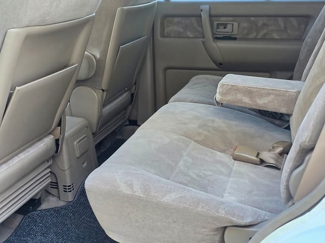 2000 Isuzu Bighorn JDM car for sale — photo 17 of 24