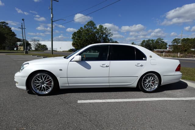 2000 Toyota Celsior JDM car for sale — photo 17 of 18
