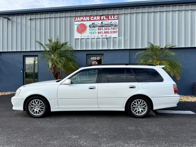 2000 Toyota Crown JDM car for sale — photo 11 of 21