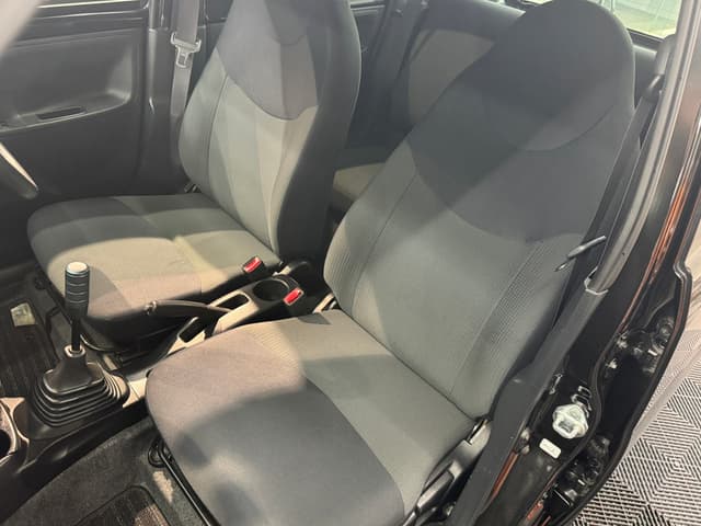 2010 Daihatsu Esse JDM car for sale — photo 8 of 25