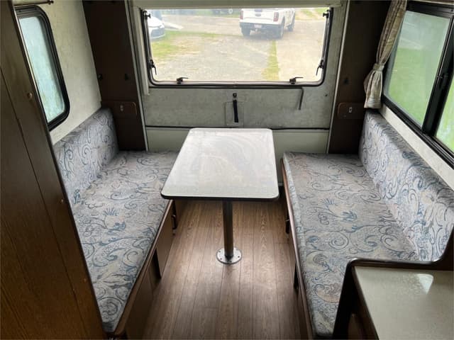 1999 Toyota Dyna JDM car for sale — photo 18 of 21
