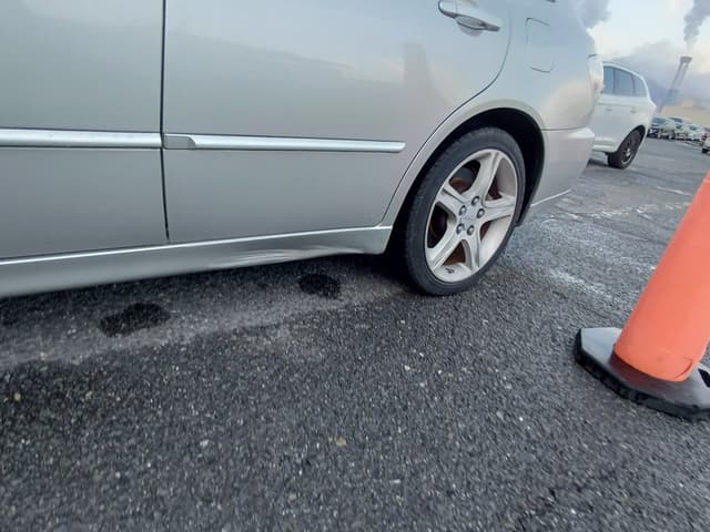 2001 Toyota Altezza JDM car for sale — photo 8 of 10