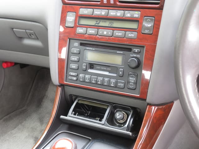 1998 Toyota Aristo JDM car for sale — photo 16 of 25