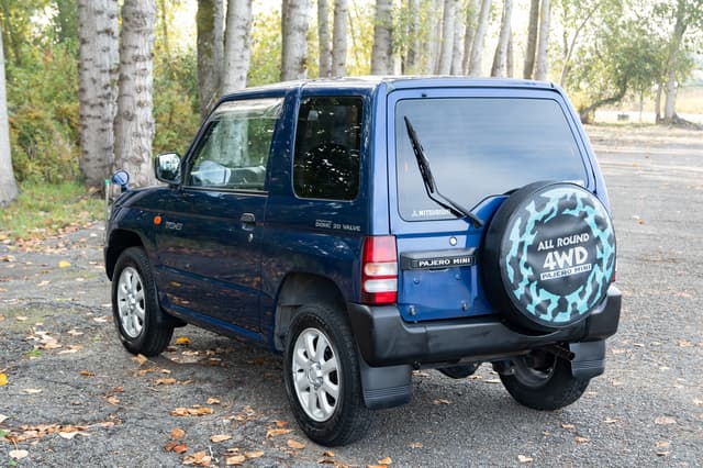 1996 Mitsubishi Pajero Mini JDM car for sale — photo 4 of 15