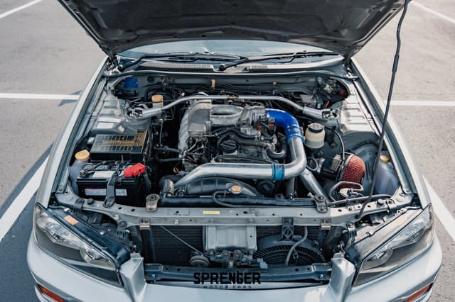 1998 Nissan Skyline JDM car for sale — photo 16 of 25