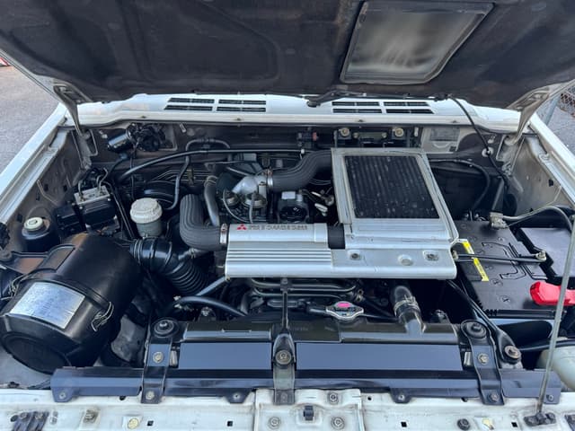 1997 Mitsubishi Pajero JDM car for sale — photo 23 of 24