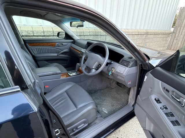 2001 Nissan Cedric JDM car for sale — photo 11 of 20