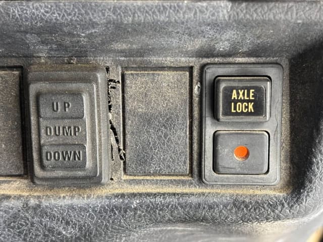 1997 Suzuki Carry JDM car for sale — photo 16 of 25