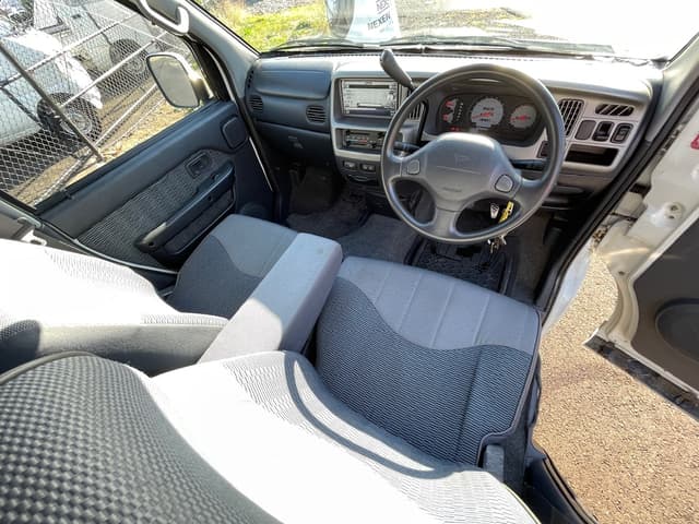 1999 Daihatsu Atrai JDM car for sale — photo 12 of 25