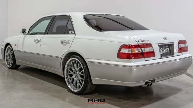 1997 Nissan Cima JDM car for sale — photo 6 of 25