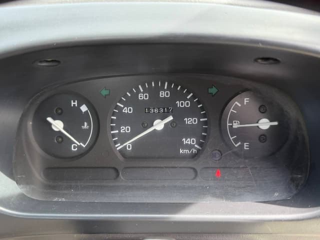 1997 Daihatsu Hijet JDM car for sale — photo 19 of 25