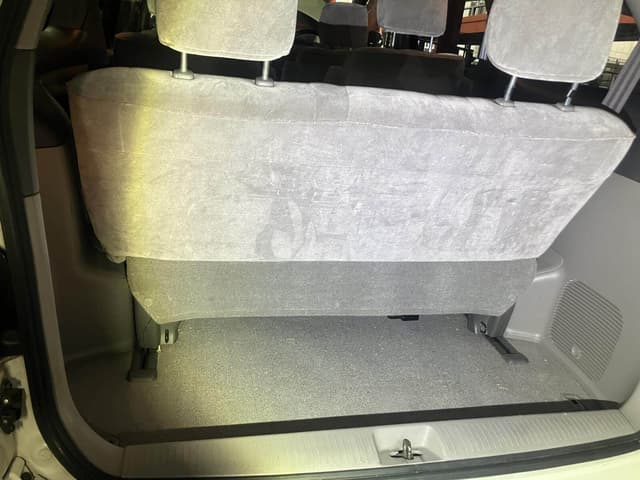 2001 Toyota Estima JDM car for sale — photo 10 of 11