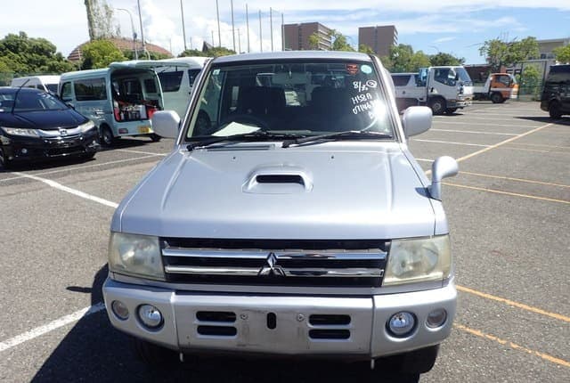 2007 Mitsubishi Pajero Mini JDM car for sale — photo 8 of 25