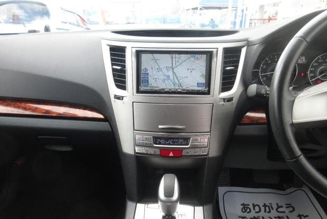 2010 Subaru Legacy JDM car for sale — photo 5 of 25