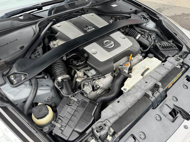 2009 Nissan Fairlady Z JDM car for sale — photo 20 of 25