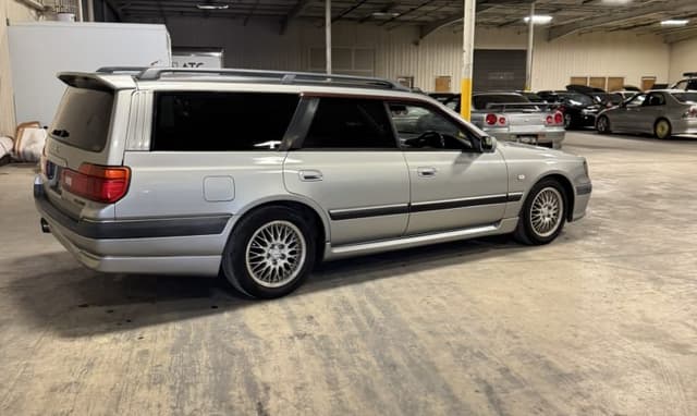 1997 Nissan Stagea JDM car for sale — photo 8 of 25
