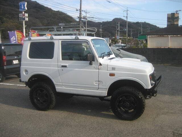 1996 Suzuki Jimny JDM car for sale — photo 10 of 12