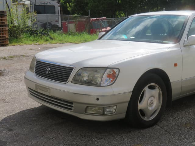 1999 Toyota Celsior JDM car for sale — photo 4 of 25