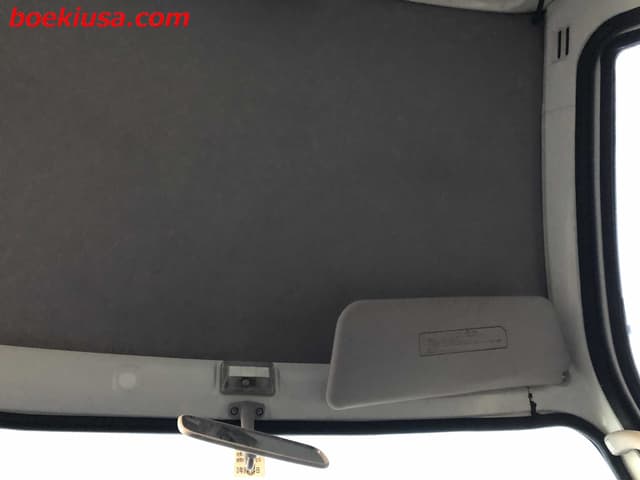 1997 Mitsubishi Minicab JDM car for sale — photo 11 of 24