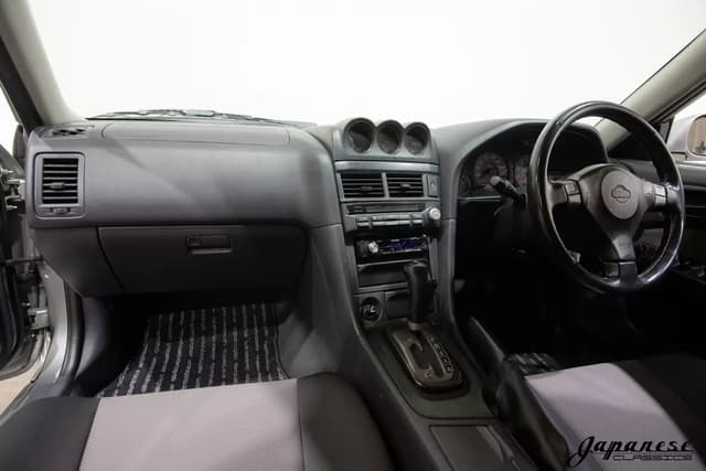 1998 Nissan Skyline JDM car for sale — photo 9 of 25