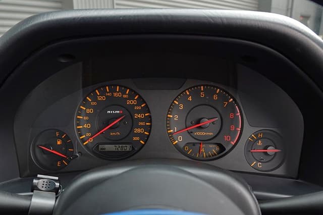 2001 Nissan Skyline JDM car for sale — photo 24 of 25