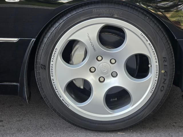 2000 Toyota Celsior JDM car for sale — photo 20 of 25