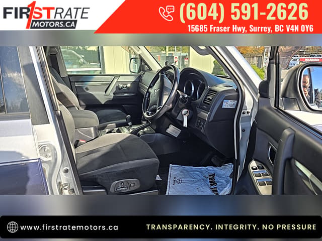 2006 Mitsubishi Pajero JDM car for sale — photo 10 of 25