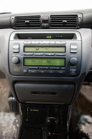 1999 Toyota Crown JDM car for sale — photo 10 of 25