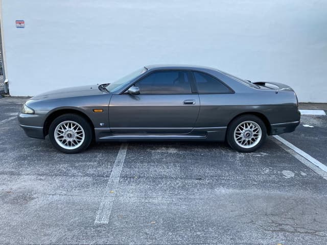 1994 Nissan Skyline JDM car for sale — photo 12 of 21
