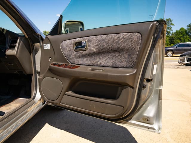 1999 Nissan Stagea JDM car for sale — photo 18 of 25