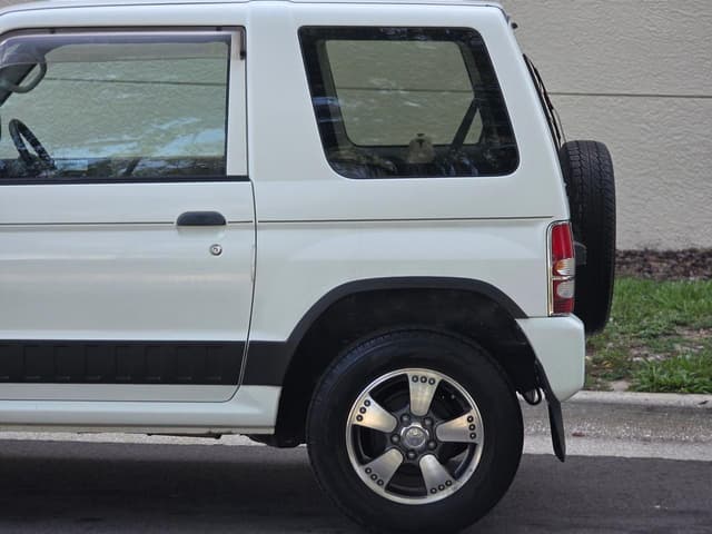 1998 Mitsubishi Pajero Mini JDM car for sale — photo 10 of 25