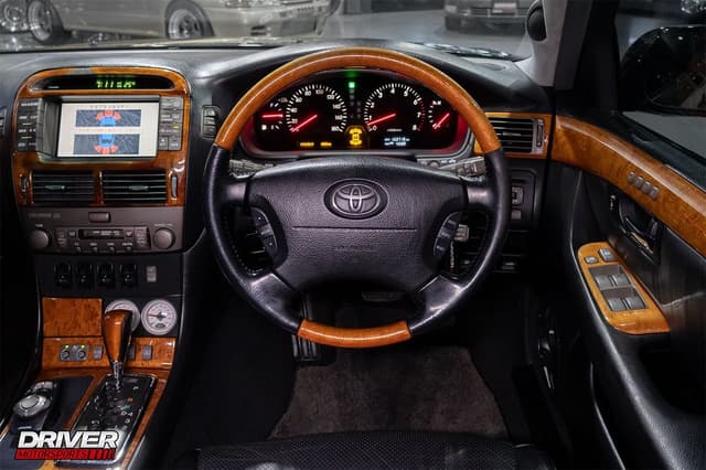 2001 Toyota Celsior JDM car for sale — photo 3 of 25
