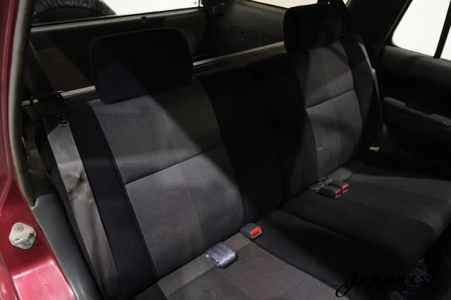 1993 Toyota Hilux Surf JDM car for sale — photo 19 of 25