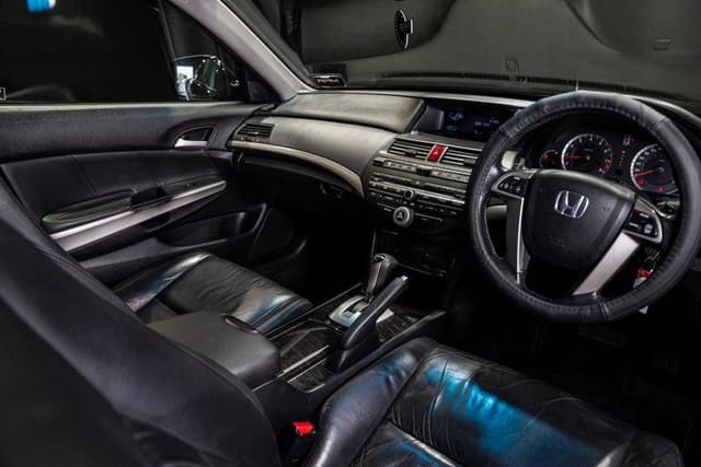 2008 Honda Accord JDM car for sale — photo 14 of 15