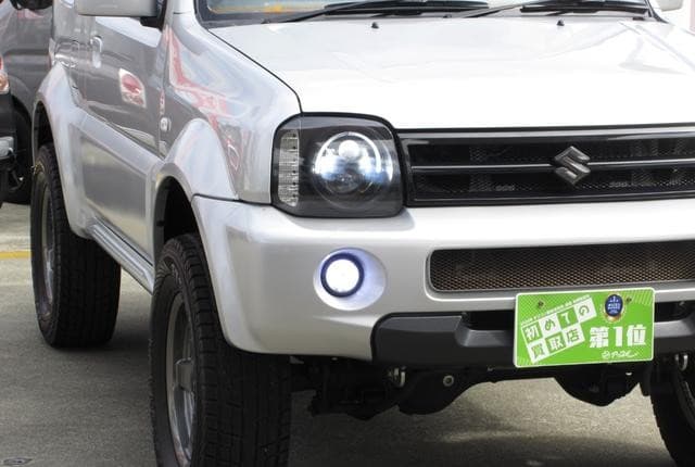 2008 Suzuki Jimny JDM car for sale — photo 6 of 9