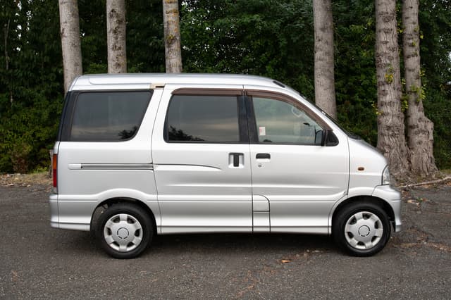 2001 Daihatsu Atrai JDM car for sale — photo 7 of 15
