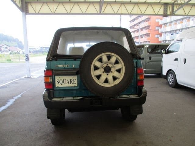1993 Mitsubishi Pajero JDM car for sale — photo 4 of 15