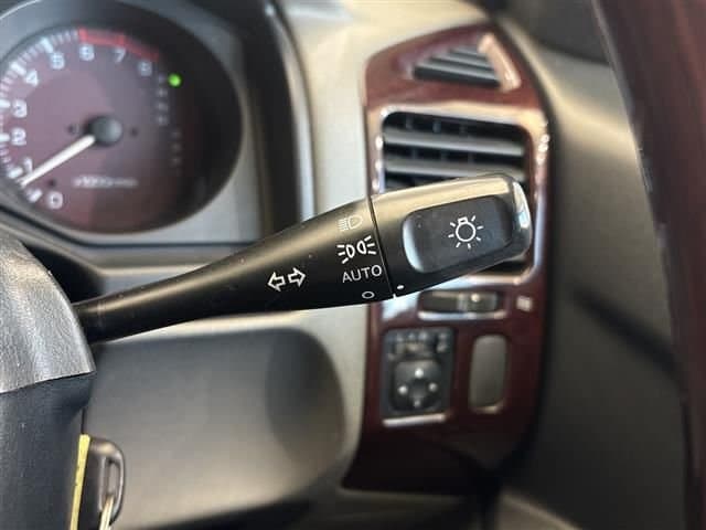 1999 Mitsubishi Pajero JDM car for sale — photo 9 of 23
