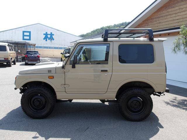 1996 Suzuki Jimny JDM car for sale — photo 5 of 20