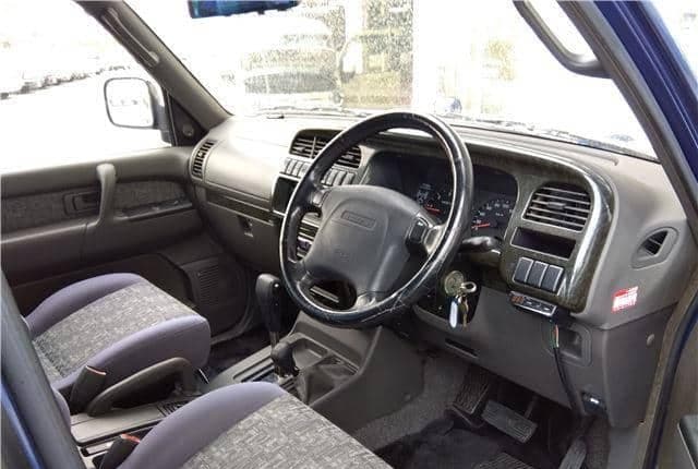 1998 Isuzu Bighorn JDM car for sale — photo 4 of 25