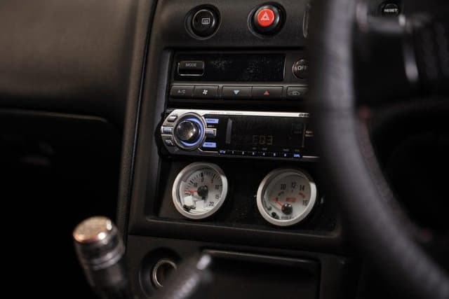 1996 Nissan Skyline JDM car for sale — photo 16 of 17