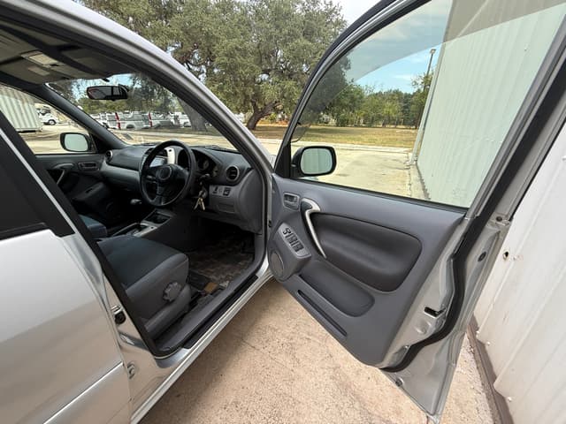 2001 Toyota RAV4 JDM car for sale — photo 18 of 22
