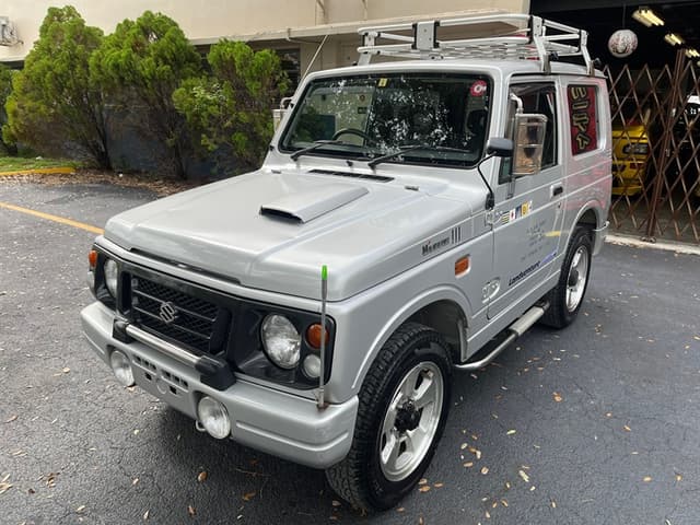 1998 Suzuki Jimny JDM car for sale — photo 3 of 17