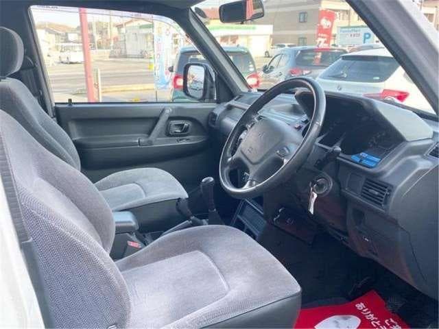 1997 Mitsubishi Pajero JDM car for sale — photo 10 of 25