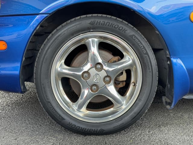 1999 Mazda Roadster (Eunos Roadster / MX-5) JDM car for sale — photo 22 of 25