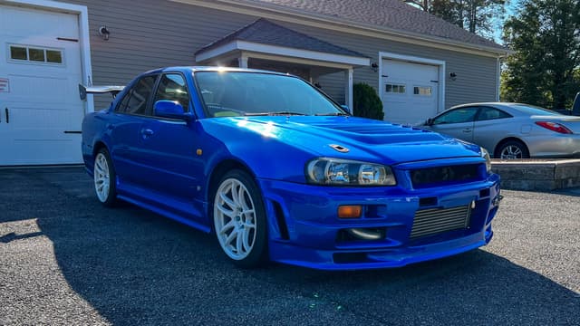 1998 Nissan Skyline JDM car for sale — photo 8 of 10