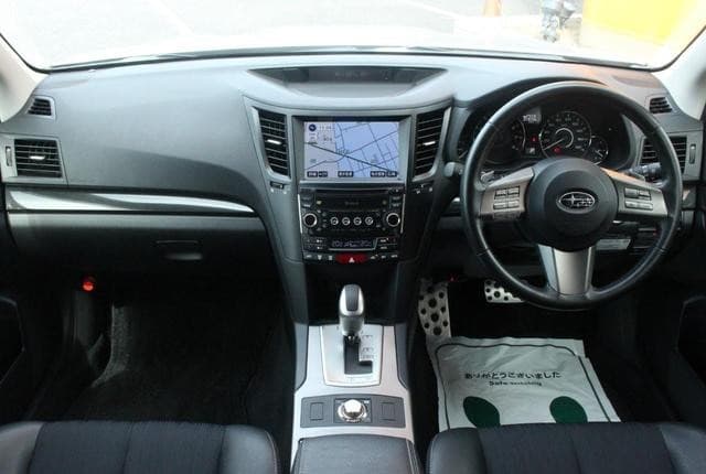 2011 Subaru Legacy JDM car for sale — photo 2 of 25