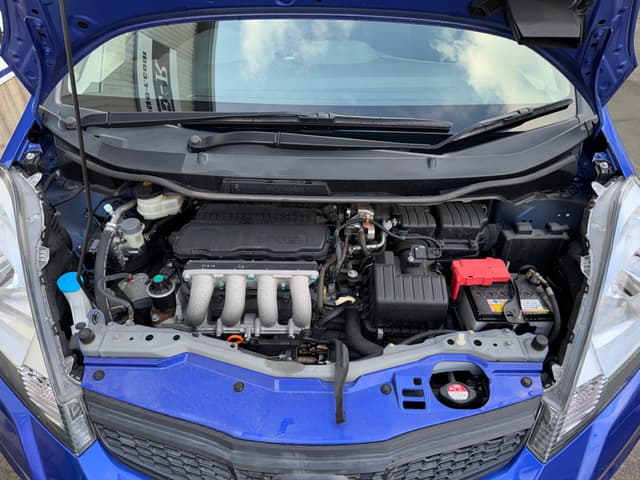 2011 Honda Fit JDM car for sale — photo 4 of 25