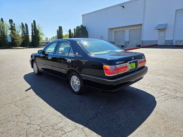 2001 Toyota Crown JDM car for sale — photo 7 of 13