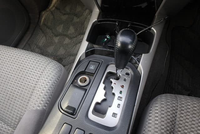 2007 Toyota Hilux Surf JDM car for sale — photo 39 of 56